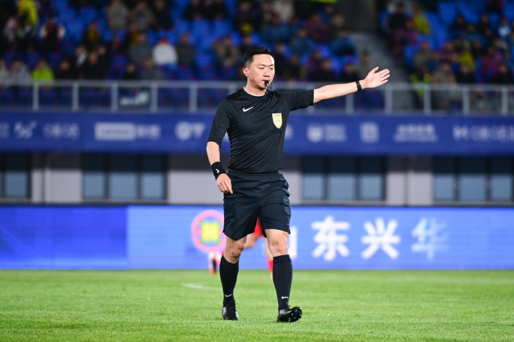 津門虎2-2三鎮(zhèn)：于根偉稱“百分之百點球”被漏判，補時僅多1分鐘