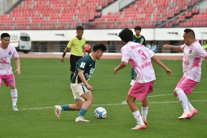 木合買提梅開(kāi)二度 榆林礦工旅投4-0大連傳易取開(kāi)門紅