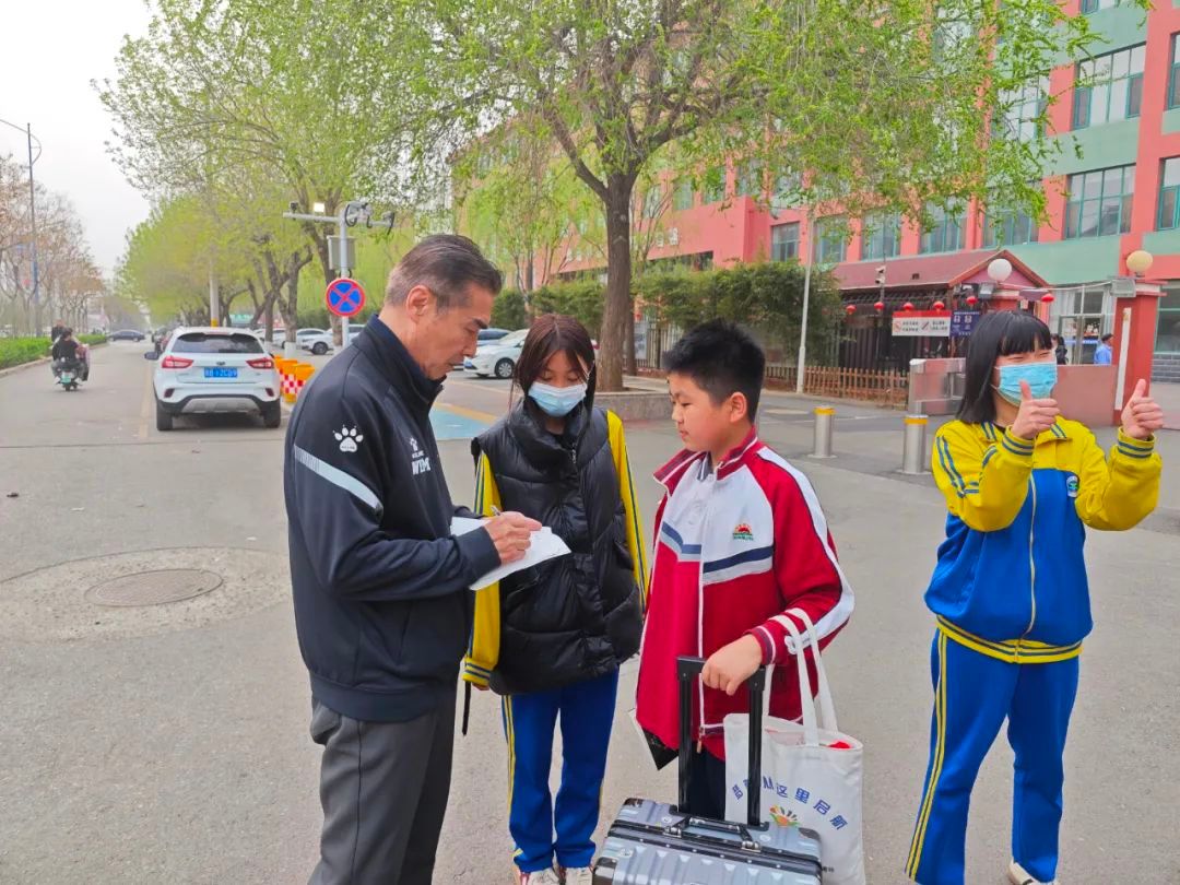 前女足主帥王海鳴扎根遵化校園：青訓(xùn)不收費(fèi)，先育人后踢球