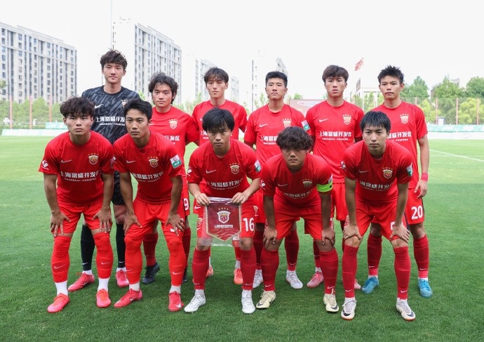 王逸偉貼地斬定勝局，上海海港富盛經開1-0蘭州隴原競技