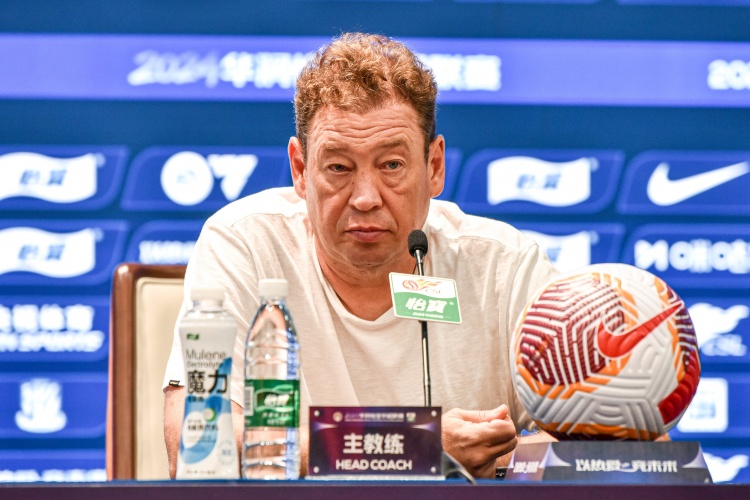 斯盧茨基：蓉城之戰(zhàn)成申花分水嶺 單外援困境逼出國內球員擔當